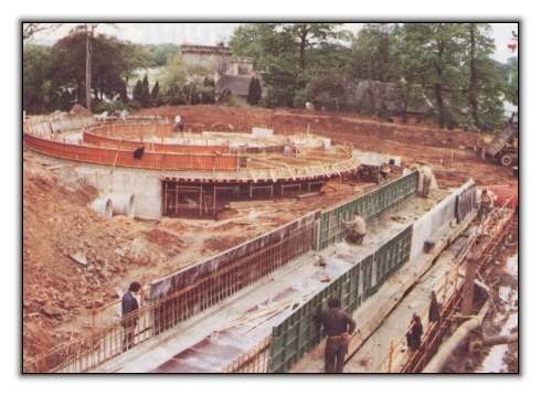 &copy; the alton collection